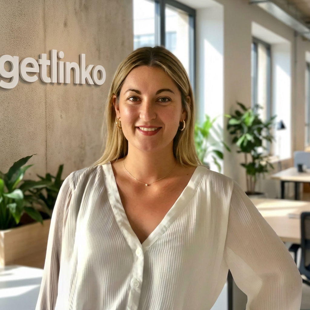 About us V3 23 About us V3 22